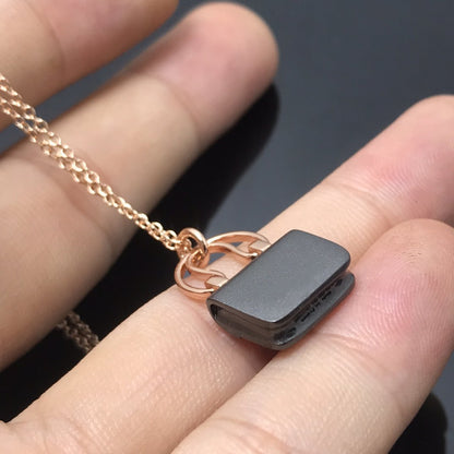 [Resenly Jewelry]WOMEN'S HM AMULETTES CONSTANCE PENDANT NECKLACE