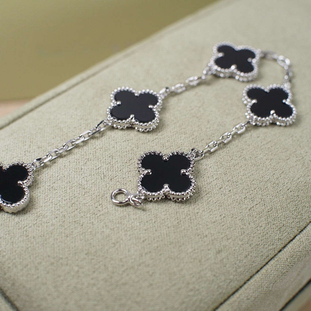 [Resenly Jewelry] CLOVER 5 MOTIF ONYXS BRACELET COLLECTION