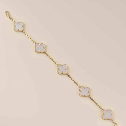 [Resenly Jewelry]CLOVER WHITE PEARL MOP 5 MOTIF BRACELET COLLECTION