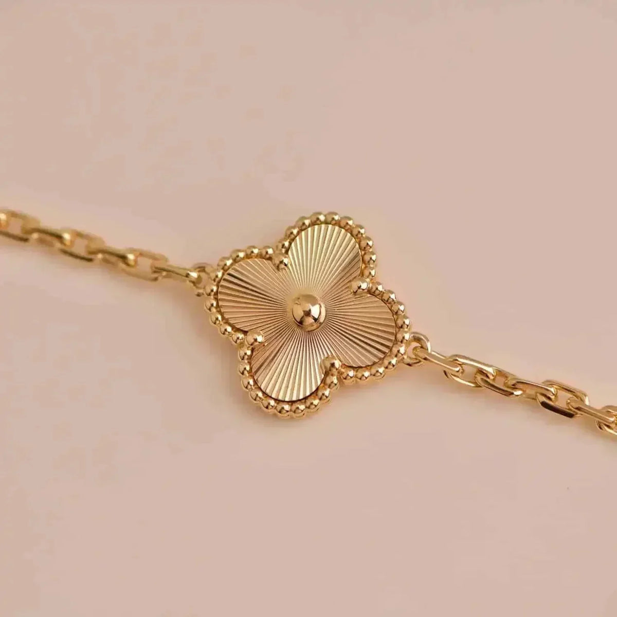 [Resenly Jewelry] CLOVER 5 MOTIF LASER BRACELET COLLECTION