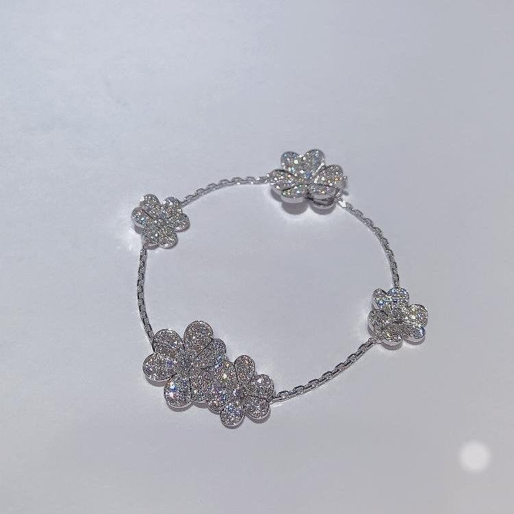 [Resenly Jewelry]FRIVOLE SILVER 5 FLOWERS BRACELET