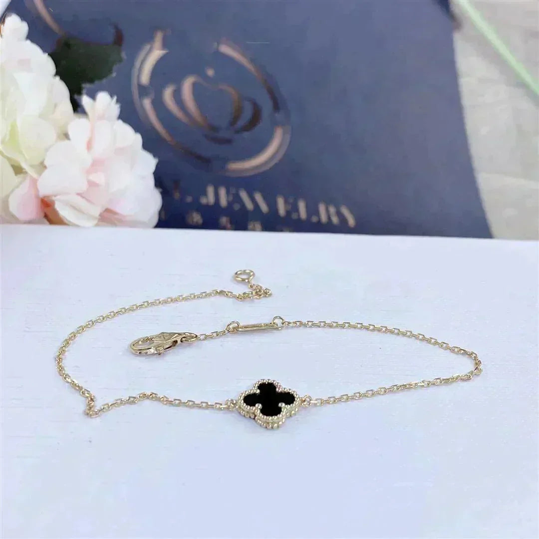 [Resenly Jewelry]CLOVER ONYX SINGLE FLOWER BRACELET
