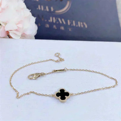 [Resenly Jewelry]CLOVER ONYX SINGLE FLOWER BRACELET
