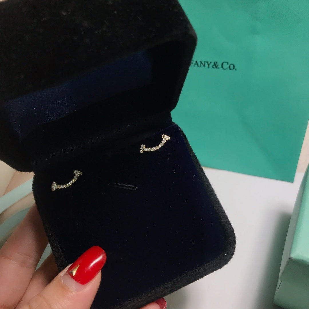 [Resenly Jewelry]SMILE DIAMOND EARRINGS