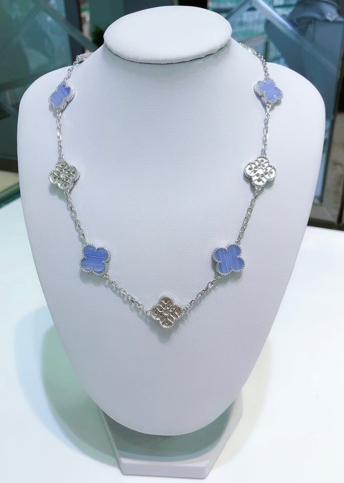[Resenly Jewelry]CLOVER 10 MOTIFS CHALCEDONY DIAMONDS SILVER NECKLACE