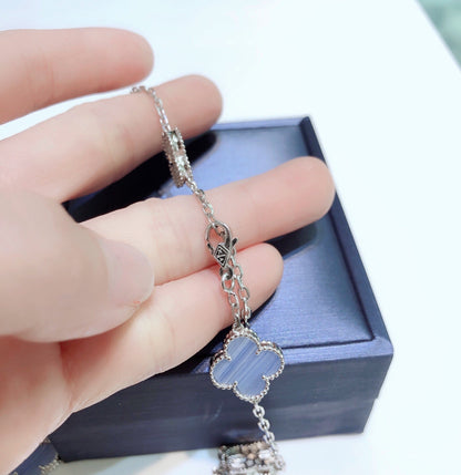 [Resenly Jewelry]CLOVER 10 MOTIFS CHALCEDONY DIAMONDS SILVER NECKLACE