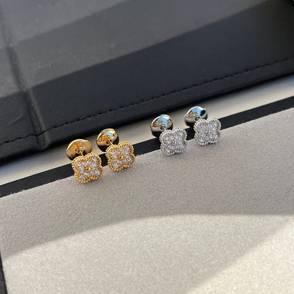 [Resenly Jewelry]CLOVER MINI DIAMOND STUD EARRINGS