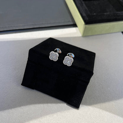 [Resenly Jewelry]CLOVER MINI DIAMOND STUD EARRINGS